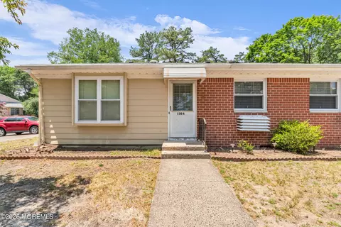 130 A Hudson Pkwy, Whiting, NJ 08759