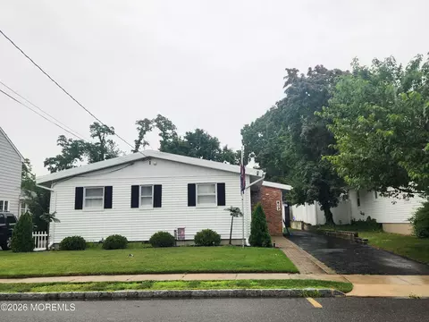 803 Trenton Ave, Point Pleasant Beach, NJ 08742