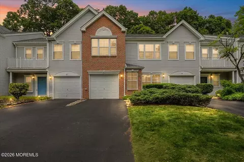 10 Pennsbury Way, East Brunswick, NJ 08816