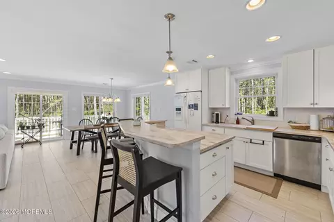 Kitchen - 2516 Dover Rd, Forked River, NJ 08731 photo 3 of 6