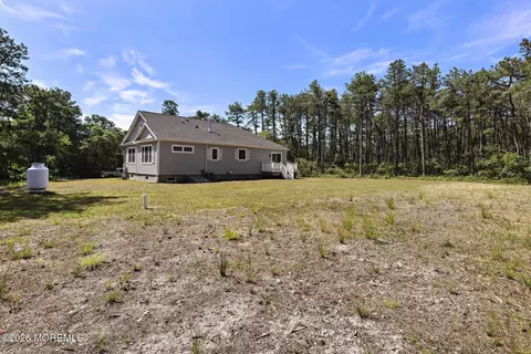 Exterior - 2516 Dover Rd, Forked River, NJ 08731 photo 7 of 13