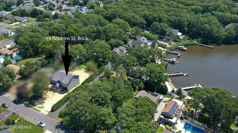 View/Area - 19 Robbins St, Brick, NJ 08724 photo 2 of 5