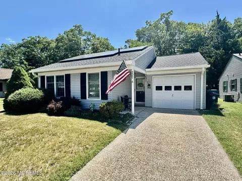 227 Lexington Dr, Little Egg Harbor, NJ 08087