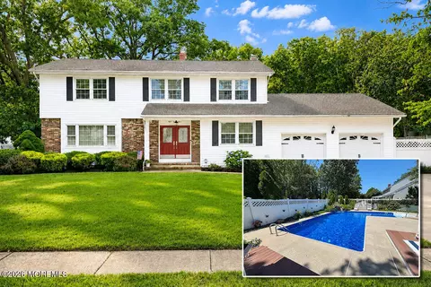 891 Derry Dr, Toms River, NJ 08753