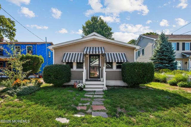 306 Hall Ave, Point Pleasant, NJ 08742