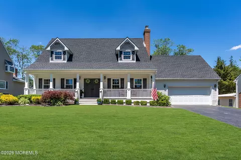 108 Lilac Dr, Toms River, NJ 08753