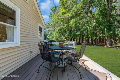 Exterior - 6 Surrey Ct, Forked River, NJ 08731 photo 6 of 12