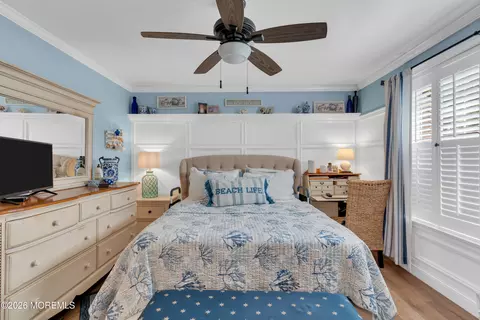 Bedroom - 6 Surrey Ct, Forked River, NJ 08731 photo 2 of 4