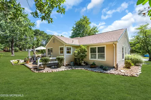 Exterior - 6 Surrey Ct, Forked River, NJ 08731 photo 8 of 12