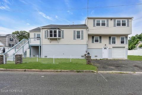 417 Pine St, Union Beach, NJ 07735