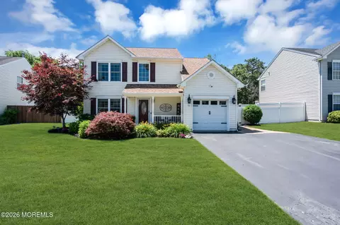 52 N Sailors Quay Dr, Brick, NJ 08723