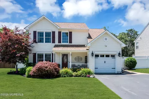 52 N Sailors Quay Dr, Brick, NJ 08723