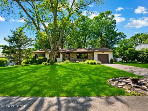 262 Arizona Dr, Brick, NJ 08723