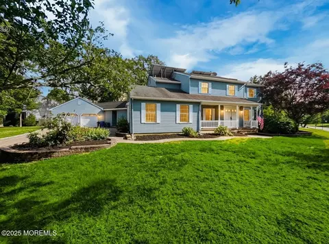705 Princeton Rd, Lanoka Harbor, NJ 08734