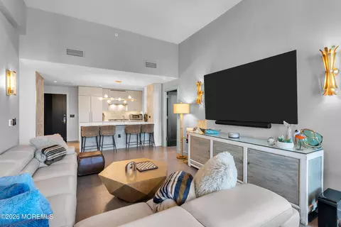 15 Morris Ave #611, Long Branch, NJ 07740