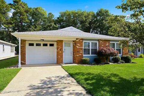 57 Yorkwood Dr, Brick, NJ 08723