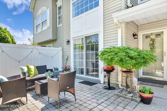 54 Phoenix Ct, Tinton Falls, NJ 07712