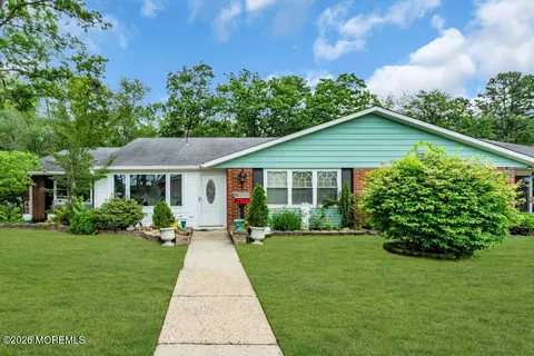716 Buckingham Dr # A, Lakewood, NJ 08701