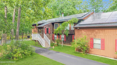 519 Vath St, Jackson, NJ 08527