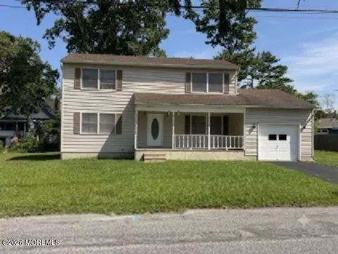 641 Ship Ave, Beachwood, NJ 08722