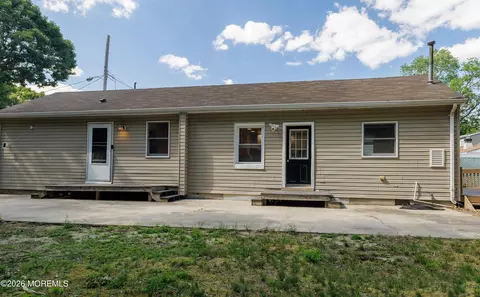 Exterior - 451 Driver Ave, Brick, NJ 08723 photo 7 of 7