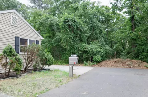 Exterior - 451 Driver Ave, Brick, NJ 08723 photo 1 of 7