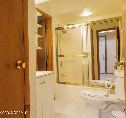 Bath - 451 Driver Ave, Brick, NJ 08723 photo 1 of 2
