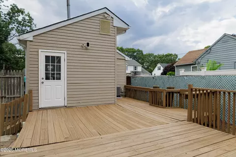 Exterior - 451 Driver Ave, Brick, NJ 08723 photo 6 of 7