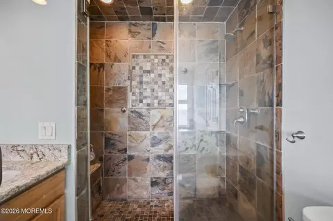 Bath - 151 Vanard Dr, Brick, NJ 08723 photo 3 of 6