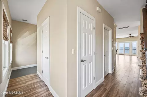Entry Way - 151 Vanard Dr, Brick, NJ 08723 photo 3 of 5