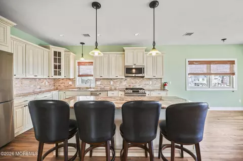 Kitchen - 151 Vanard Dr, Brick, NJ 08723 photo 6 of 6