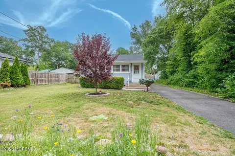 42 E 2nd St, Howell, NJ 07731 photo 2