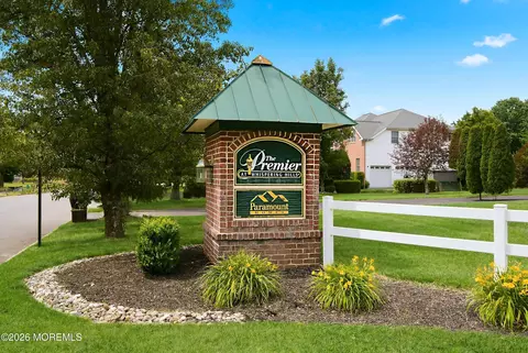 3 Short Hills Blvd, Jackson, NJ 08527