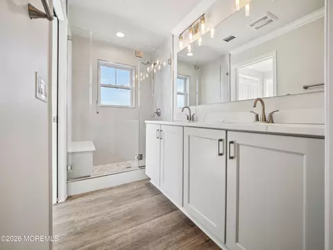 Bath - 21 Bayview Dr, Brick, NJ 08723 photo 3 of 3