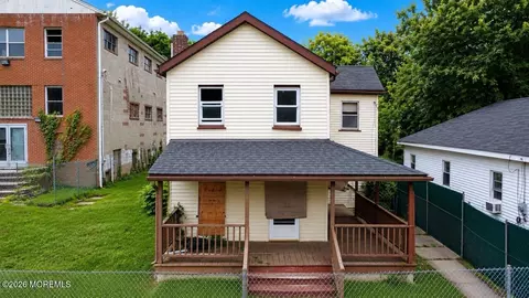 12 Avenue A, Freehold, NJ 07728