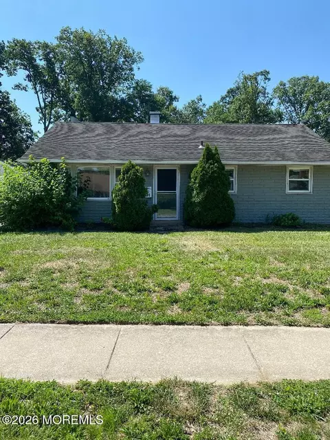 36 S Rose Ln, West Berlin, NJ 08091