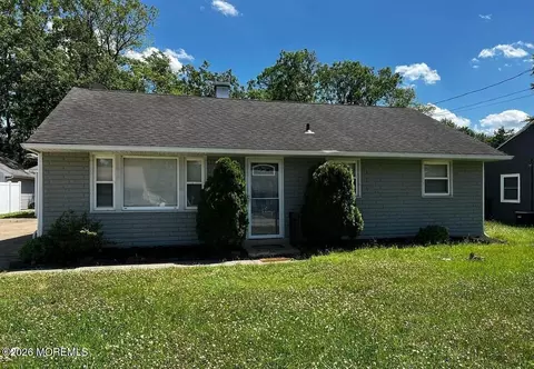36 S Rose Ln, West Berlin, NJ 08091
