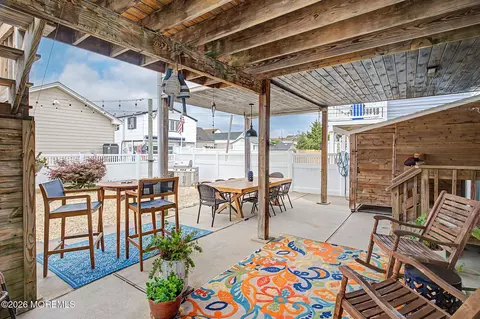 223 Sampson Ave, Seaside Heights, NJ 08751