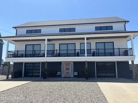 47 Good Luck Dr, Bayville, NJ 08721