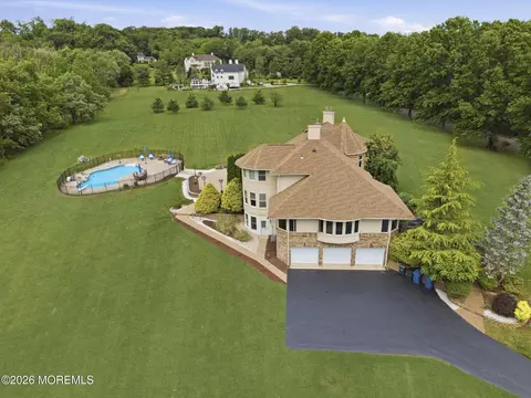 440 Fawns, Morganville, NJ 07751