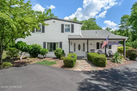 482 Stagecoach Rd, Clarksburg, NJ 08510