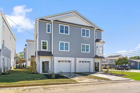 702 Prospect St #B, Union Beach, NJ 07735