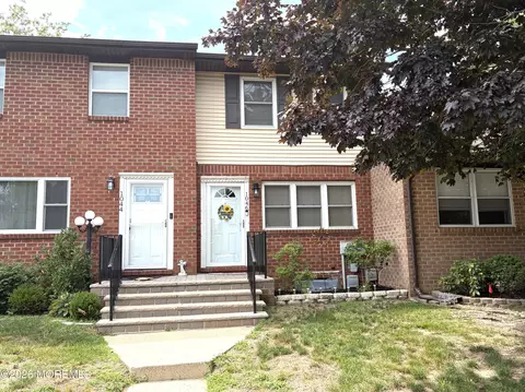 1046 Tammy Ct, Brick, NJ 08724