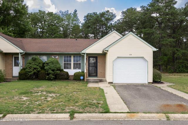 8 Spring St # B, Manchester, NJ 08759