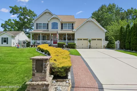 155 Riptide Ave, Manahawkin, NJ 08050