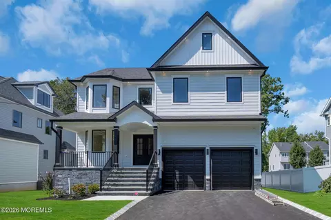 25 Wicker Pl, Morganville, NJ 07751
