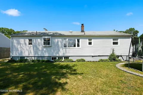 Exterior - 412 Midstreams Rd, Brick, NJ 08724 photo 3 of 3