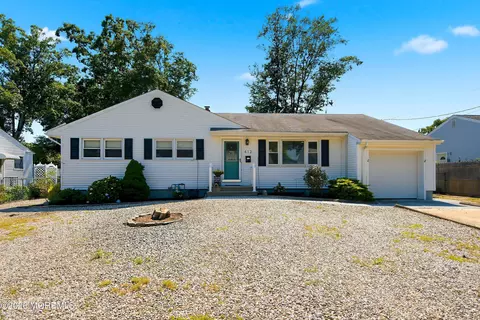 412 Midstreams Rd, Brick, NJ 08724