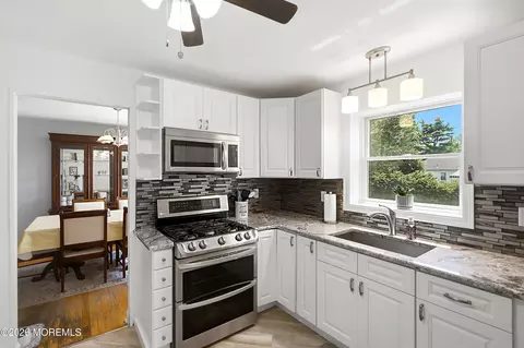 Kitchen - 412 Midstreams Rd, Brick, NJ 08724 photo 1 of 4