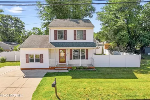 205 County Rd, Cliffwood, NJ 07721